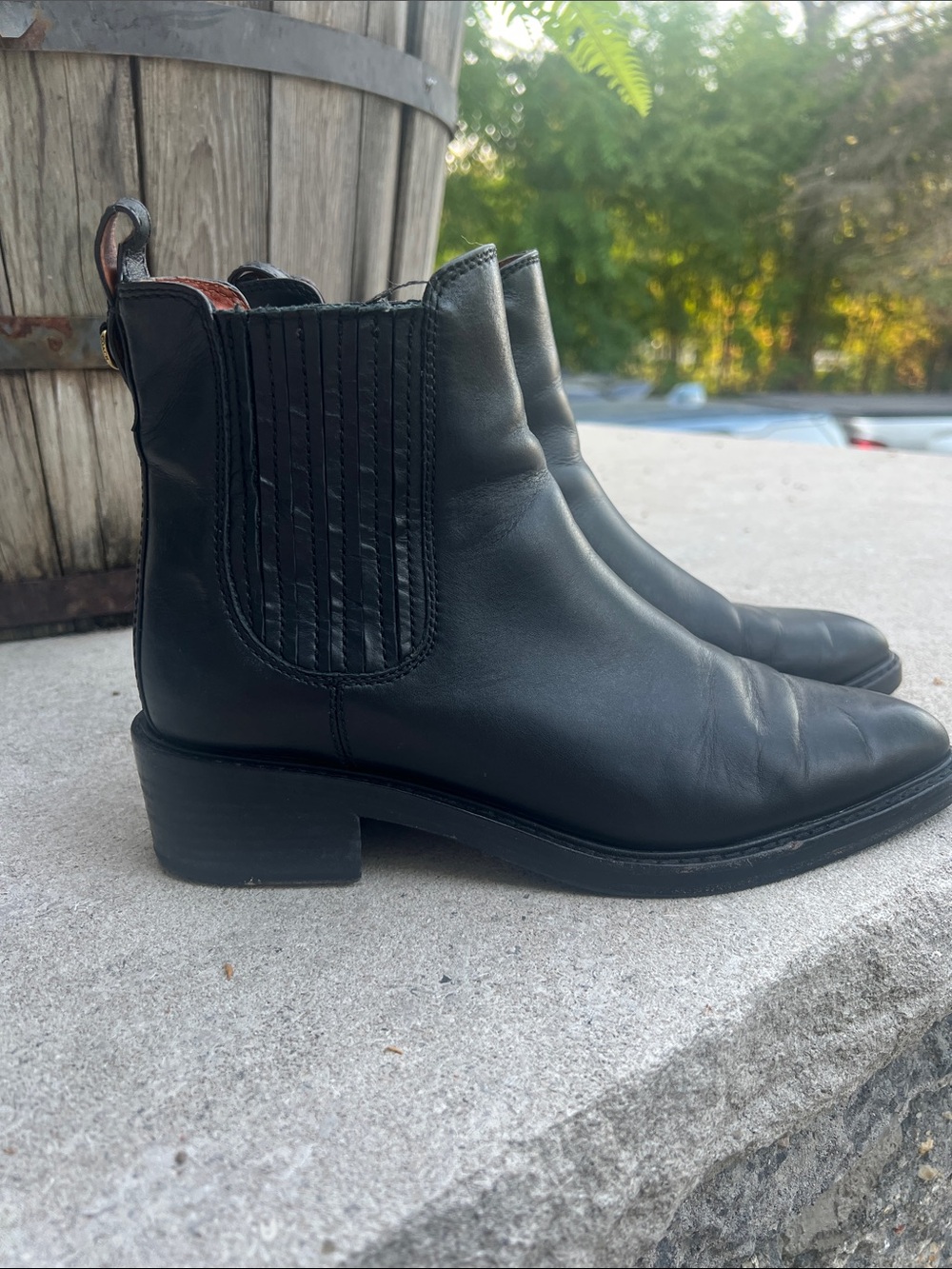 Coach Black Leather Bowery Chelsea Ankle Booties Size 8
